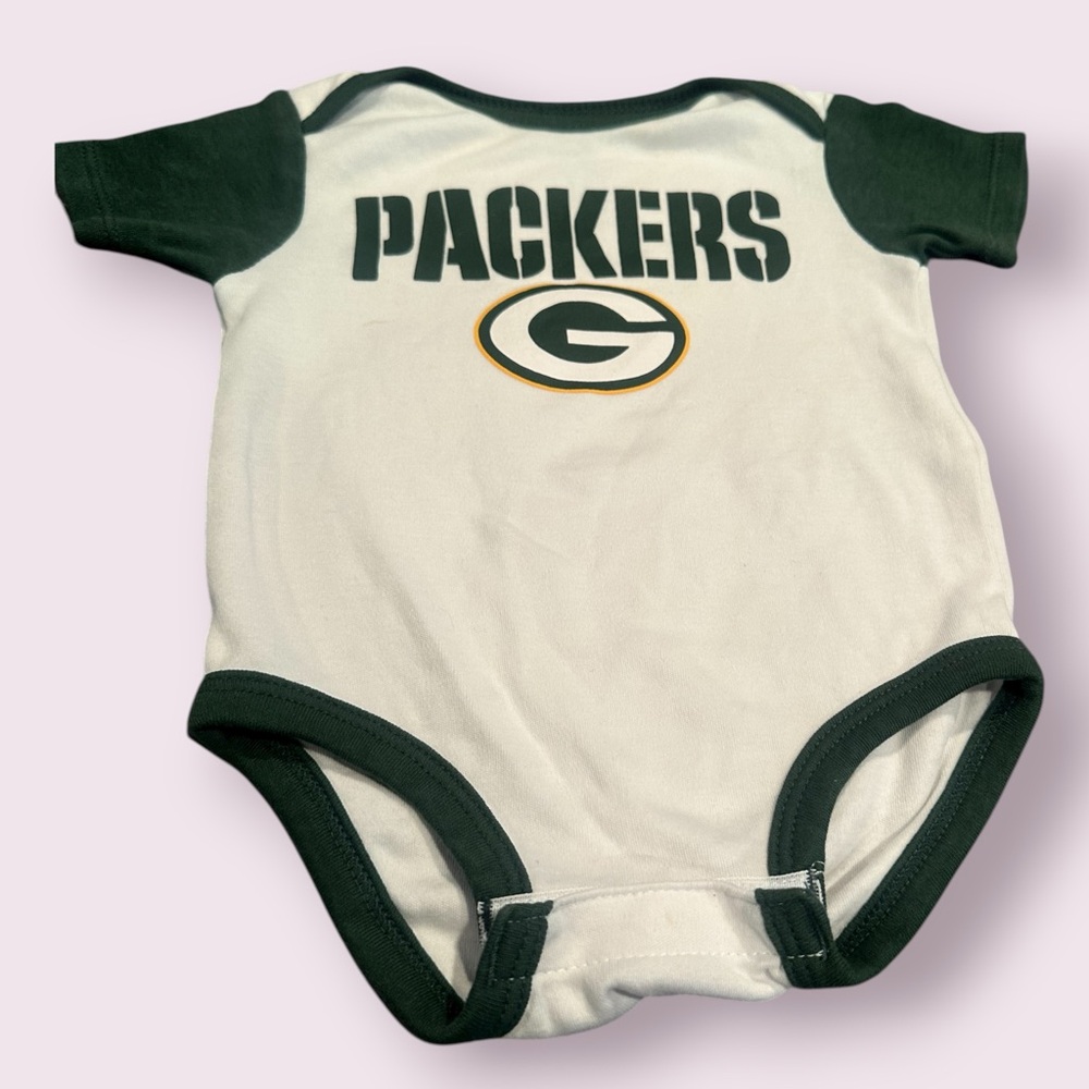 NFL Team Apparel Baby Green Bay Packers Football Onsie Size 3/6 Month - Picture 2 of 8